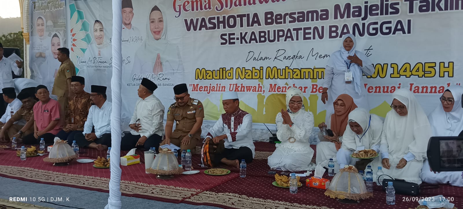 Maulid Nabi Muhammad SAW yang bertajuk Gema Sholawat dan Tablig Akbar di Luwuk : Foto Djumail K Mahyudin