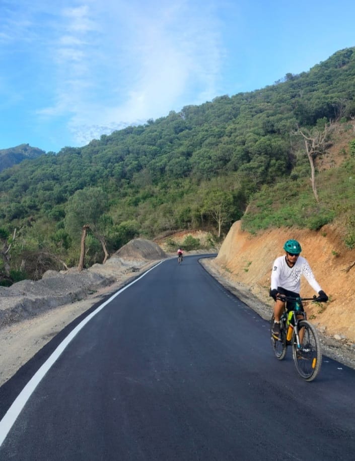 Jalan Mulus di Marawola Barat