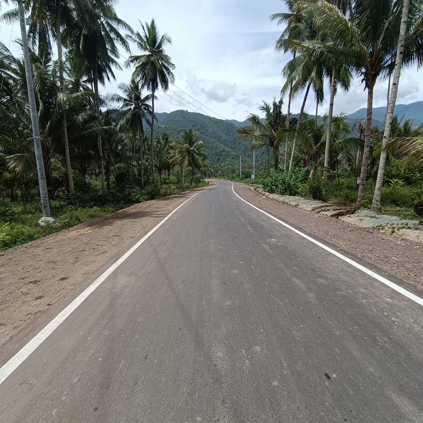 Pelaksanaan Inpres Jalan Daerah Sibalaya Poi Dukung Kawasan Penyanggah Pangan di Sigi